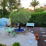 Appartement Cote D Azur Paradis - St Raphael Appt 50M2 Independant Avec Jardin Prive