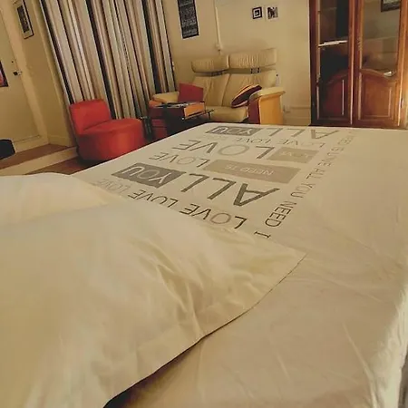 French Riviera-Saint-Raphael- Suite & Jardin Prive Appartement *